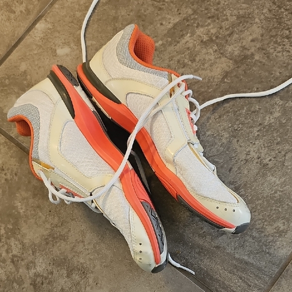 Ryka Women's White and Coral Athletic Shoes - Picture 8 of 12